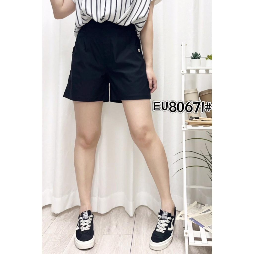 《MIKA米卡服飾》涼感短褲 涼感褲 671 黑色短褲 冰涼褲 短褲 休閒短褲 運動短褲 素面短褲 -5度 彈力短褲-細節圖2