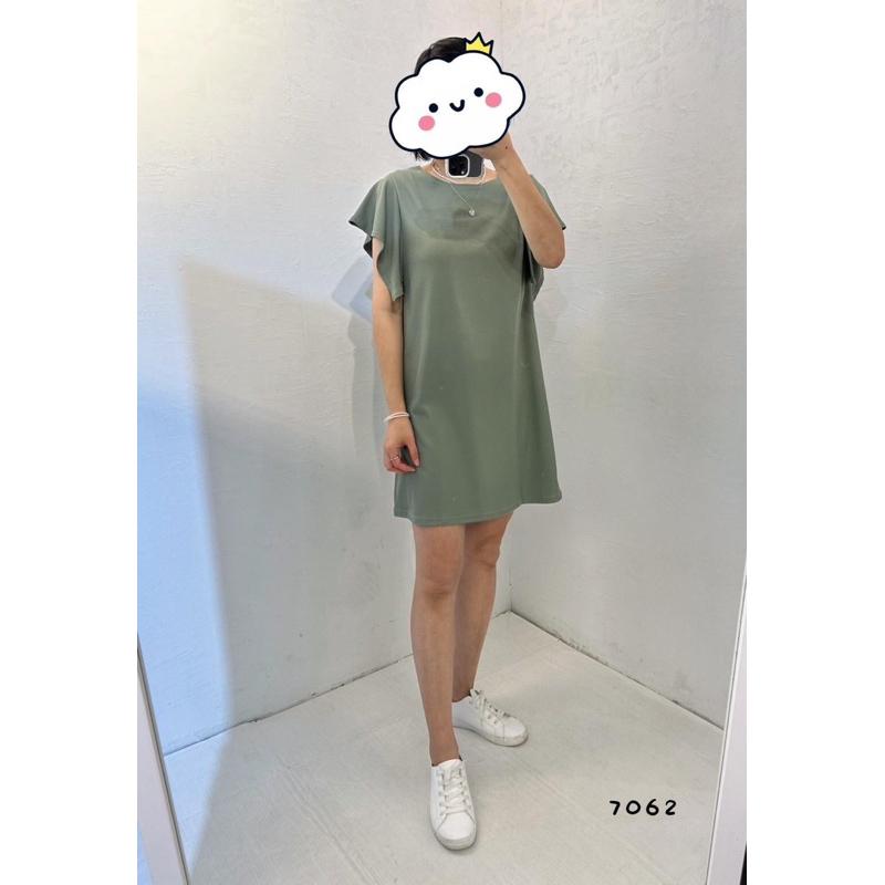 《MIKA米卡服飾》韓系長洋裝 荷葉袖洋裝 素面洋裝 薄棉洋裝 長版上衣 韓版棉T 長版棉T 涼棉洋裝 素面 圓領 女裝-細節圖2