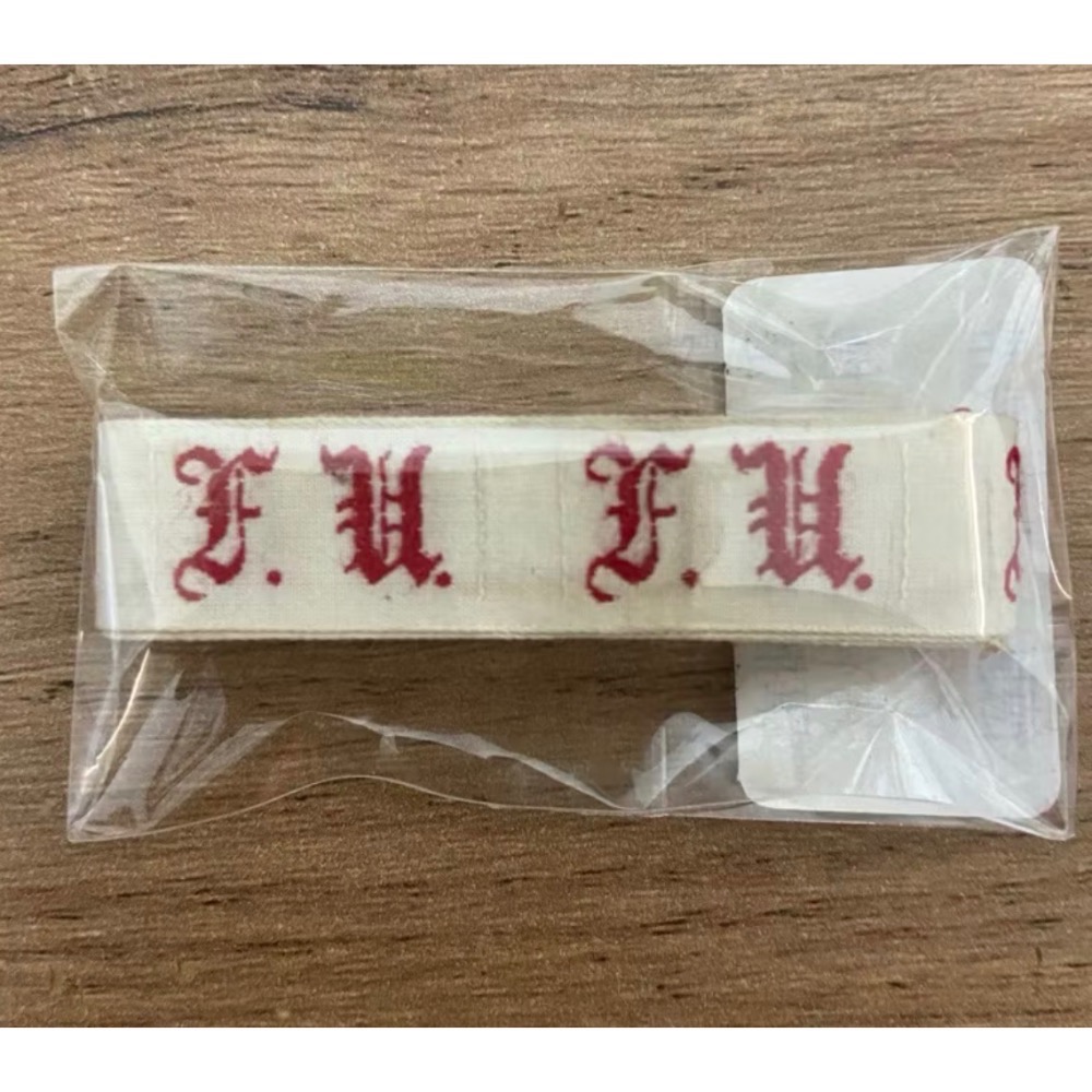德國 哥德字體緞帶 量少捆┃歐洲古董 古董雜貨 復古雜貨 縫紉道具 縫紉雜貨 手作材料 泰迪熊配件 小布 BJD 關節偶-規格圖2