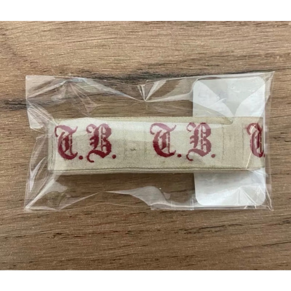 德國 哥德字體緞帶 量多捆┃歐洲古董 古董雜貨 復古雜貨 縫紉道具 縫紉雜貨 手作材料 泰迪熊配件 小布 BJD 關節偶-規格圖2