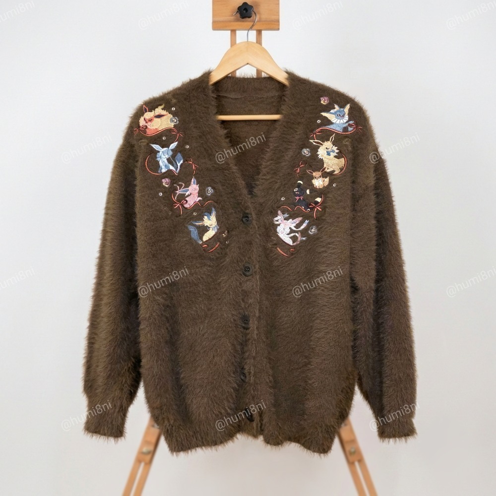 ➡️現貨⬅️日本寶可夢中心 伊布蒐藏 針織毛衣 Eevee Collection Pokemon 針織 開襟毛衣 伊布-細節圖4