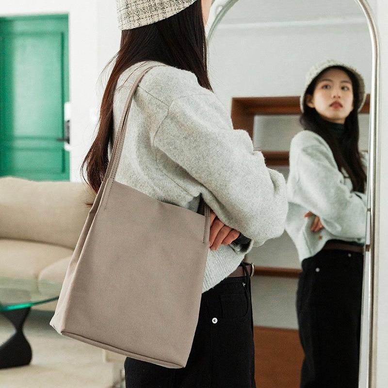 現貨/i think so 腋下包/肩背包/側背包 SERO NEAT BAG/聖誕禮物/交換禮物-細節圖2