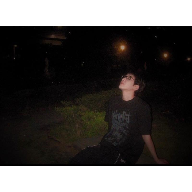 💎圓佑淨漢的衣櫥/韓國代購/短袖上衣/大學T/MAHAGRID/SEVENTEEN同款-細節圖4