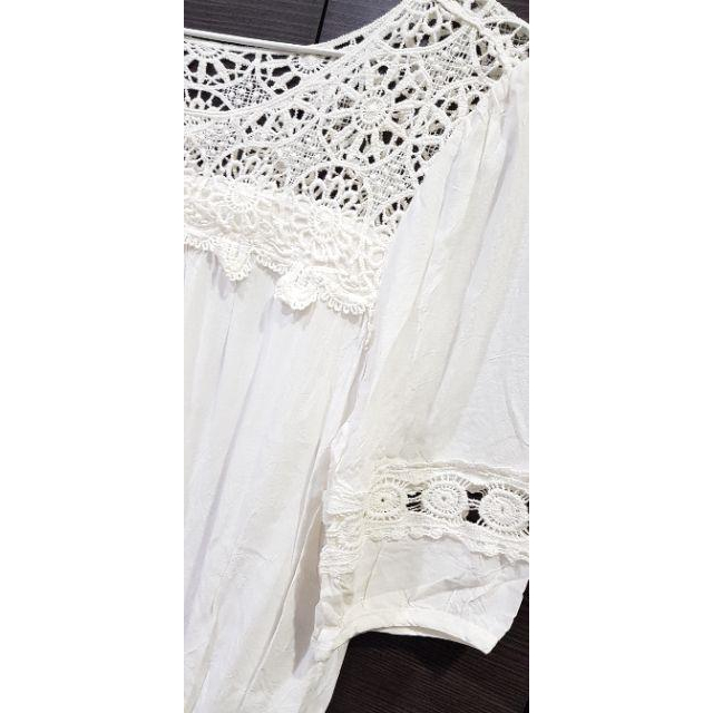 純白蕾絲領口氣質窗花素白上衣 女上衣 編織白色-細節圖2