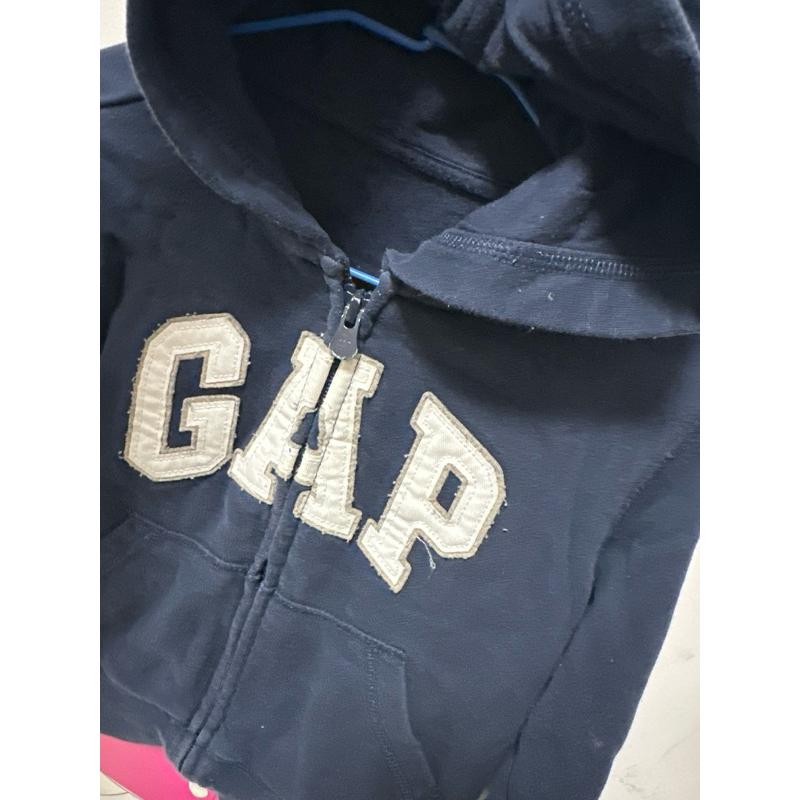 GAP深藍色大英文拉鍊連帽外套/適合90公分兒童外套/連帽外套/薄外套-細節圖2