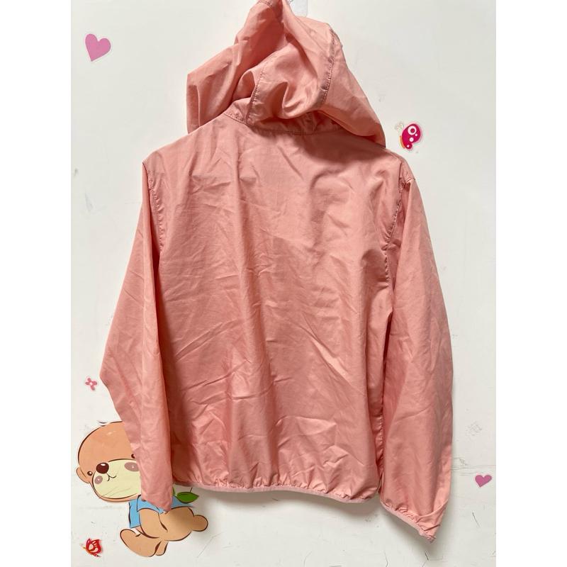 NET近新/8碼130公分女童粉色素面防曬外套/連帽外套-細節圖3