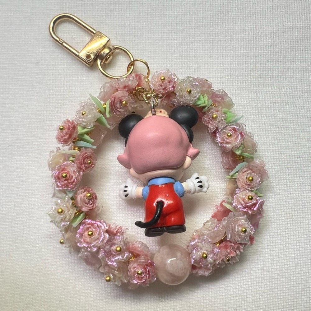 [Shan]👉闆娘手作👈改娃水晶手工吊飾 米奇Dimoo 泡泡瑪特 POP MART 夜光玫瑰花圈 櫻花瑪瑙 禮物-細節圖2