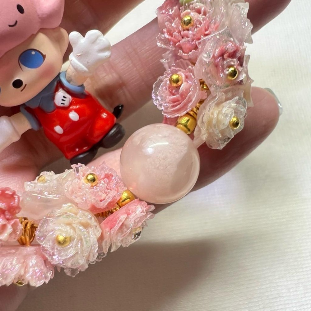 [Shan]👉闆娘手作👈改娃水晶手工吊飾 米奇Dimoo 泡泡瑪特 POP MART 夜光玫瑰花圈 櫻花瑪瑙 禮物-細節圖4