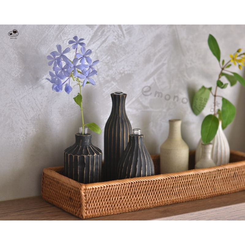 【emono選品】天然實木手工刻紋小花瓶 一輪插花瓶 黑色 花器 含試管 仿舊風格 日本進口 現貨 單一販售-細節圖7