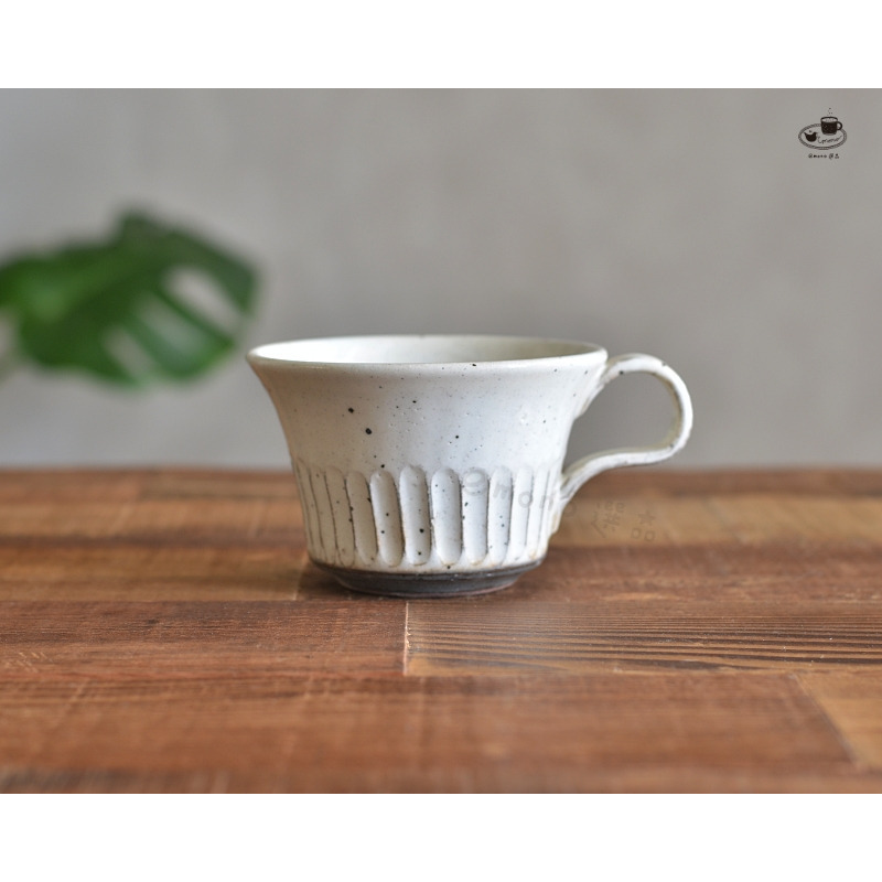 分享: 【emono選品】日本製 美濃燒 粉引手工刻紋 開口馬克杯 茶杯 陶器 現貨-細節圖3