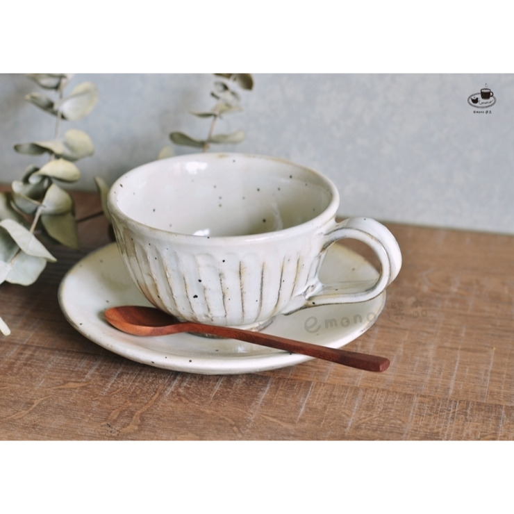 【emono選品】日本製 美濃燒 粉引手工刻紋 咖啡杯盤組 現貨-細節圖5