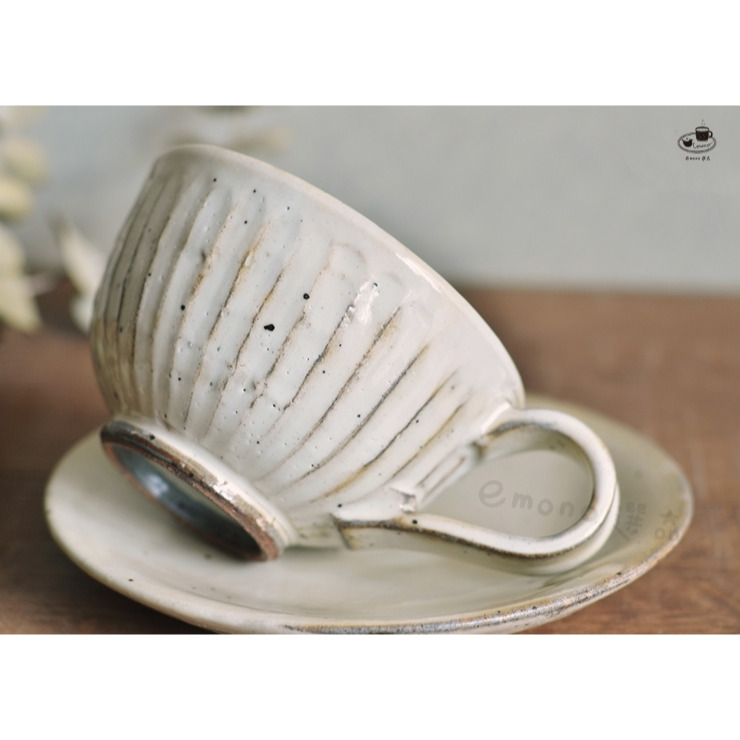 【emono選品】日本製 美濃燒 粉引手工刻紋 咖啡杯盤組 現貨-細節圖6