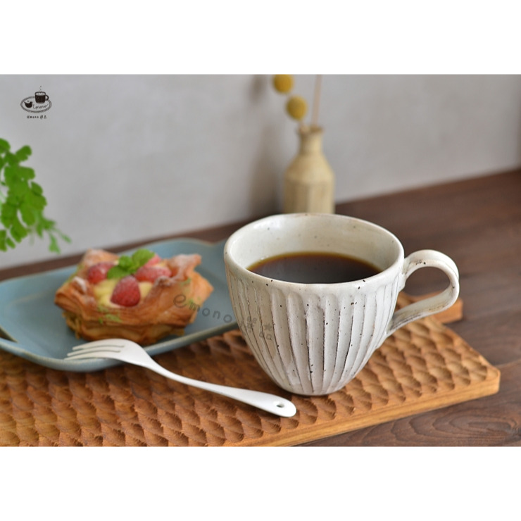 【emono選品】日本製 美濃燒 粉引手工刻紋 拿鐵馬克杯 咖啡杯 現貨-細節圖3