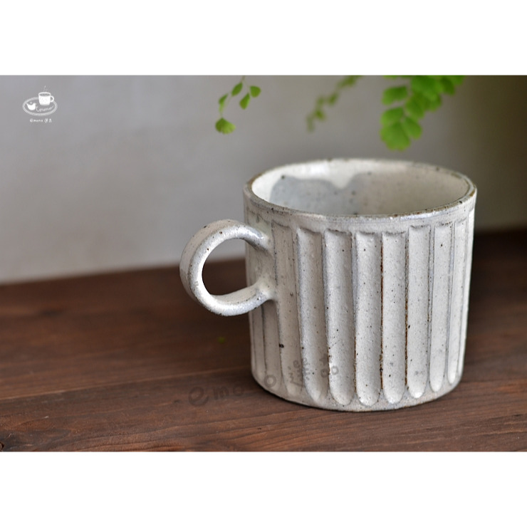 【emono選品】日本美濃燒 兵山窯 手工鎬紋馬克杯 粉引 黑釉 咖啡杯 陶器 單一售價 現貨-細節圖5