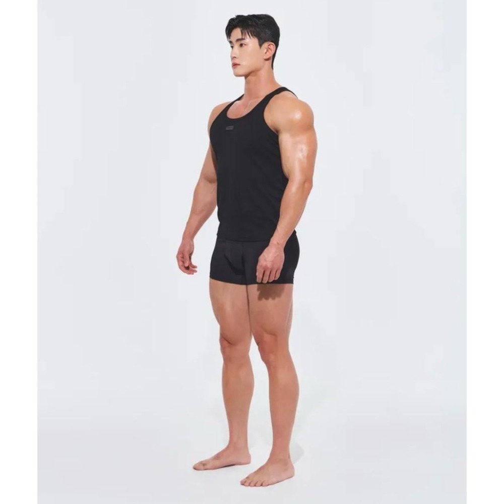 韓國代購 韓國運動品牌  BORNTOWIN 運動 LOGO 夏日背心 背心 黑白兩色-細節圖5