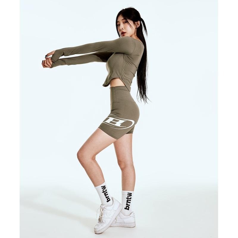 韓國代購 韓國運動品牌 BORN TO WIN  運動 女用運動褲 韻律褲 瑜珈褲 共三色-細節圖6