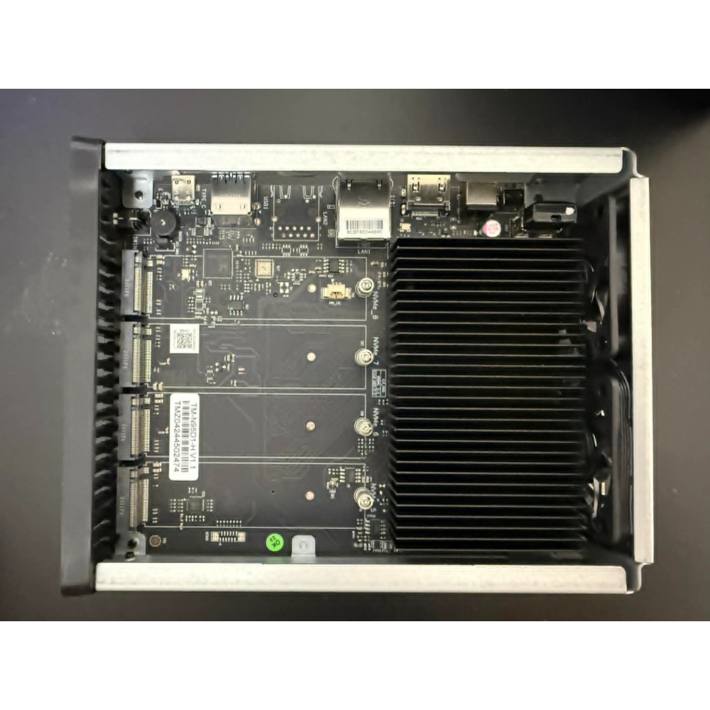 鐵威馬 F8 SSD 8bay 全固態 NAS (不含SSD)-細節圖4