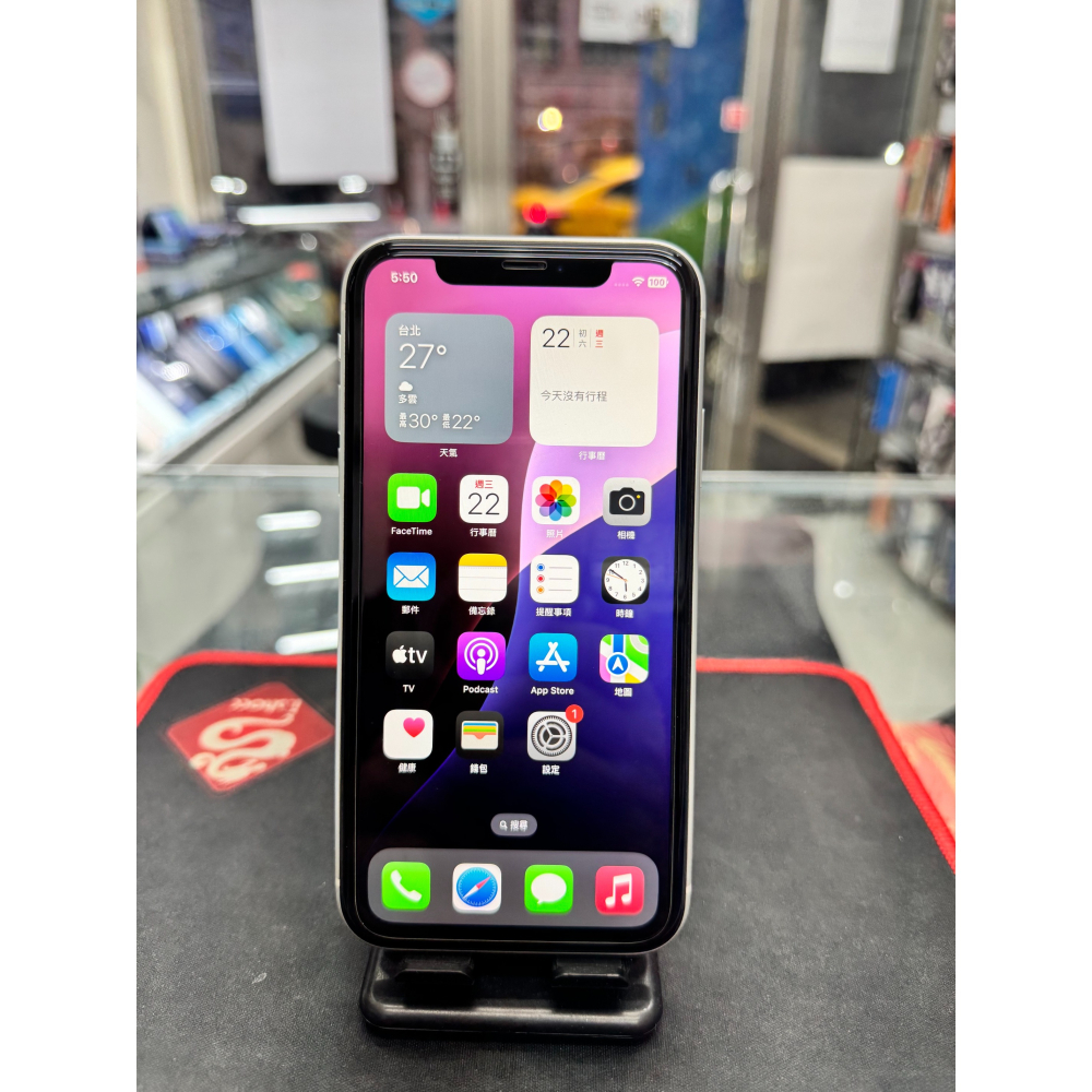二手精品 iphone XR 128GB 白色 9成新 電池健康度100% 無盒裝有附正廠配件 贈保護貼及空壓殼-細節圖2
