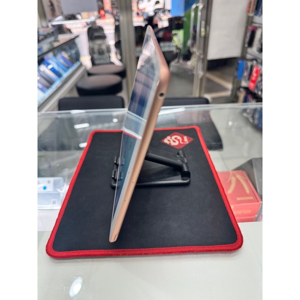 二手精品 Apple iPad 8 10.2 吋 128G WiFi 玫瑰金色 無盒裝 贈充電組 保護貼及皮套-細節圖6