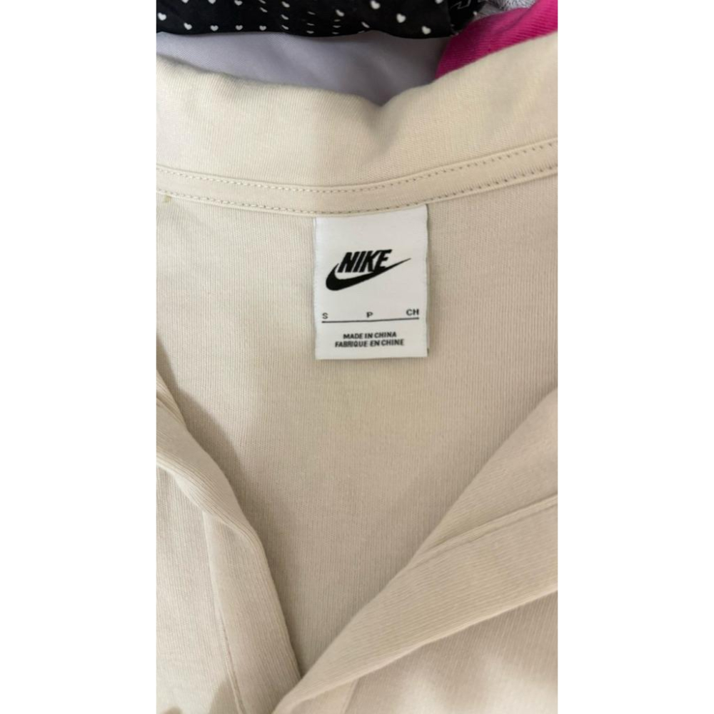 二手95新S號 Nike 女子翻領短袖上衣 polo短上衣 DV7885-104-細節圖5