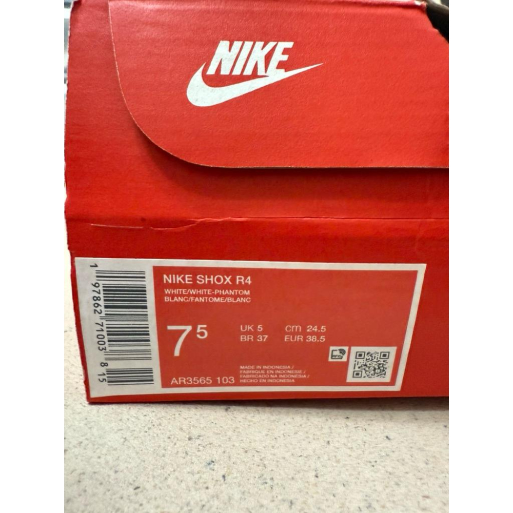 二手9.5成新 24.5cm NIKE SHOX R4 GS 白米紅 彈簧鞋 運動鞋 女鞋-細節圖5