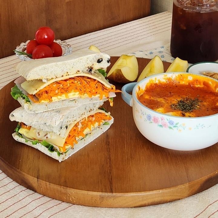 IKEA 代購  VIPPSTARR 桌巾 / 餐巾 150x150公分 30x30公分 長桌巾 西餐廳餐巾 餐巾禮儀-細節圖8