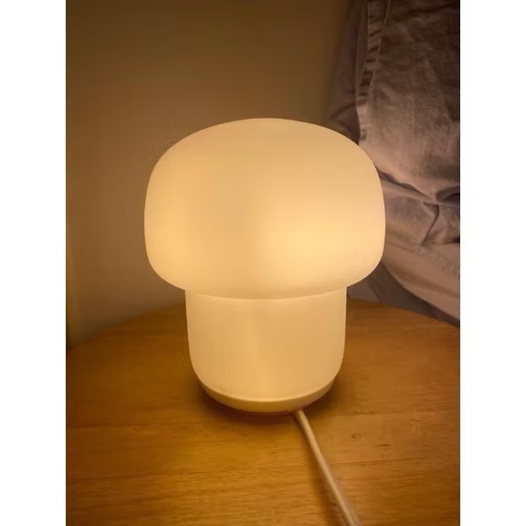 IKEA正品附發票 非常可愛 TOKABO 桌燈 玻璃  蘑菇燈 IKEA小夜燈 白色小夜燈  IKEA檯燈-細節圖3