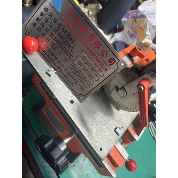 New 金屬銘牌鋁牌 字體大小2～6號 打標機 小型自動標牌手動打字機燙金機刻字機 手動/半自動-細節圖3