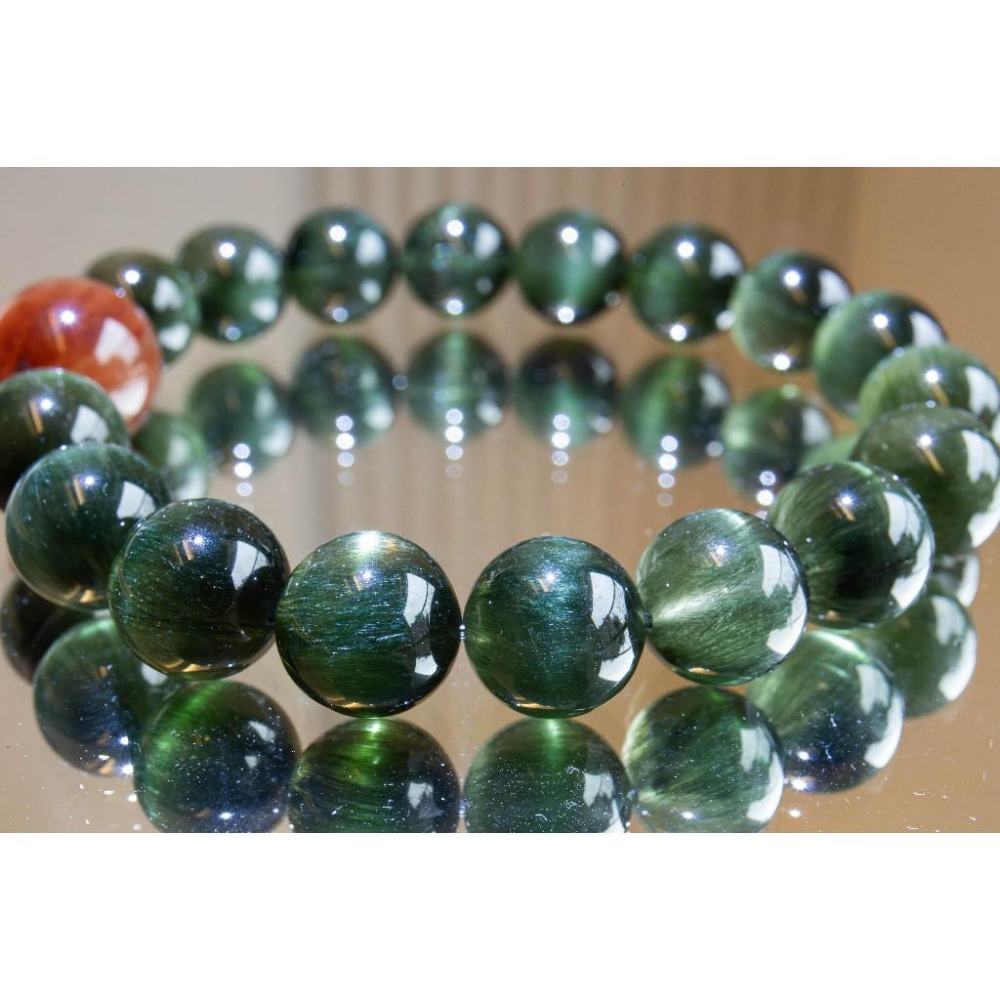 【貓眼綠髮晶】11.6mm搭配14mm紅兔毛主珠✨事業招財必備｜旺正財與貴人運｜溫潤絲絨質感｜現貨實拍｜晶心書蘊-細節圖3