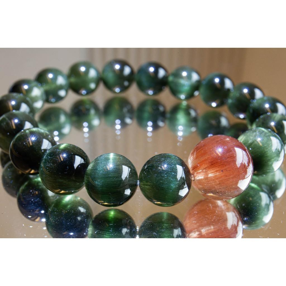 【貓眼綠髮晶】11.6mm搭配14mm紅兔毛主珠✨事業招財必備｜旺正財與貴人運｜溫潤絲絨質感｜現貨實拍｜晶心書蘊-細節圖9