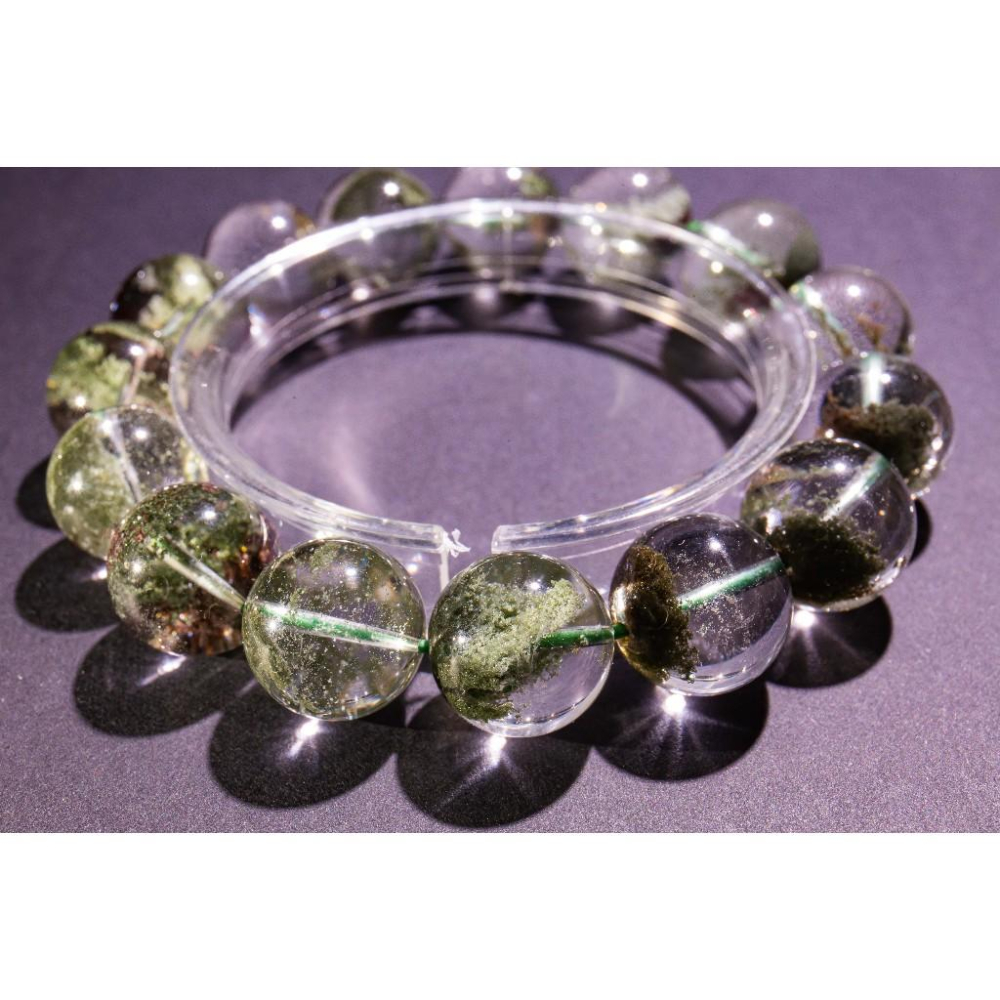 【正財之神】頂級綠幽靈手鍊14.5mm✨聚寶盆千層山品相｜最強招正財與事業轉運｜極致冰透白水晶底｜職場能量｜現貨實拍-細節圖8