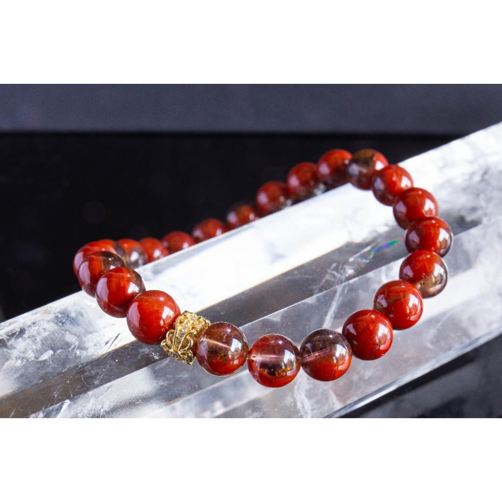 【荊棘玫瑰】頂級極光23手鍊8mm✨附證書｜極致滿礦紅色火彩｜全方位轉運與深層心靈療癒｜古老能量石｜現貨實拍｜晶心書蘊-細節圖7