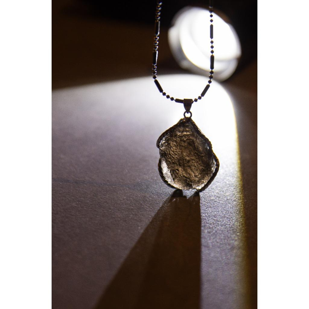 【天狼星之光】亞利桑那隕石墜飾15.4g✨如意寶珠Cintamani｜925銀精工包邊｜最高震頻淨化與顯化力量｜靈魂覺醒-細節圖2