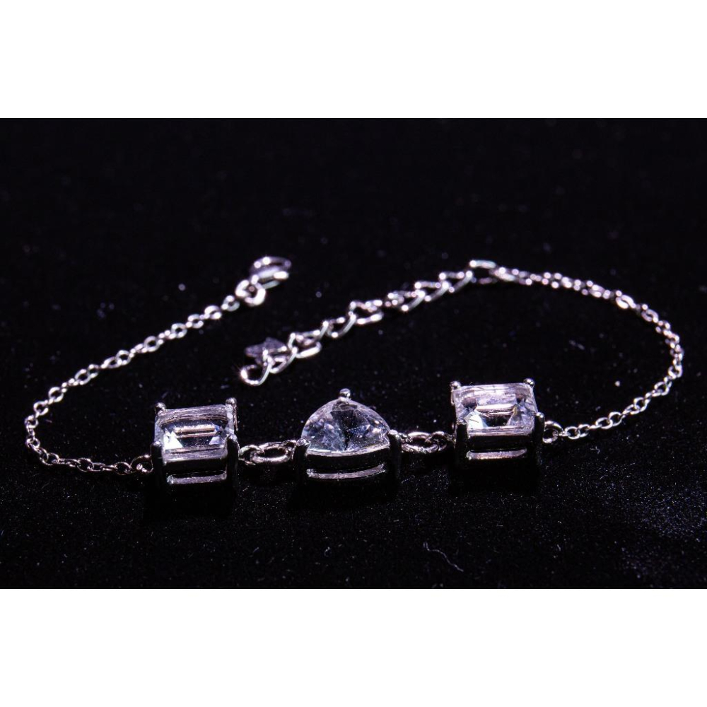 【矽鈹石】高頻手鍊7ct✨極致冰透戒面硅鈹石｜地表最高震頻｜附證書｜開啟頂輪松果體顯化力量｜925銀包邊淨重5.25g-細節圖9