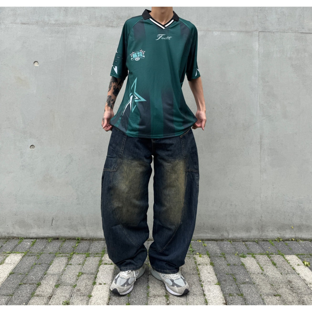 843口袋剪裁彎刀牛仔褲 牛仔長褲 男女皆可穿  oversize 男裝 工裝 女裝 褲子 錐形褲 繭型褲 彎刀褲-細節圖3