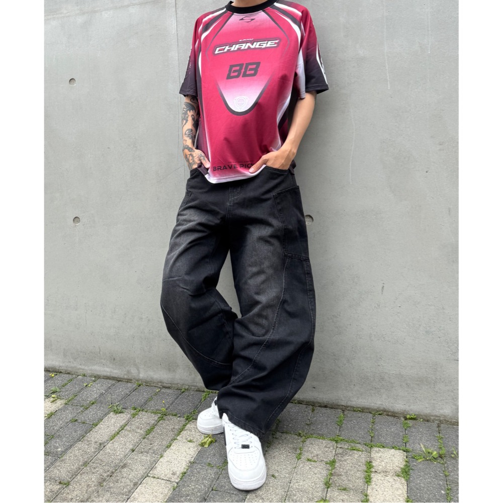 843口袋剪裁彎刀牛仔褲 牛仔長褲 男女皆可穿  oversize 男裝 工裝 女裝 褲子 錐形褲 繭型褲 彎刀褲-規格圖9