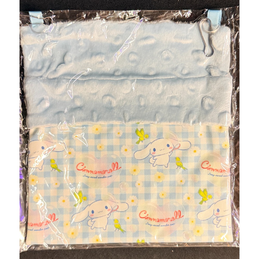 藍色格子狗與小鳥