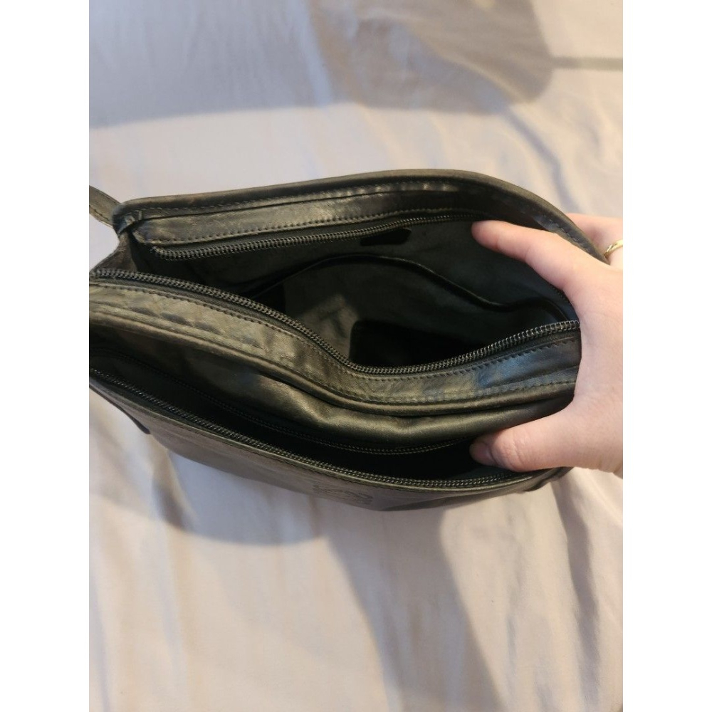 LOEWE 男生真皮手拿包 二手 七成新-細節圖4