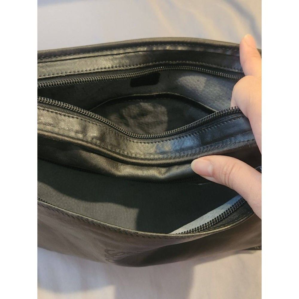 LOEWE 男生真皮手拿包 二手 七成新-細節圖5