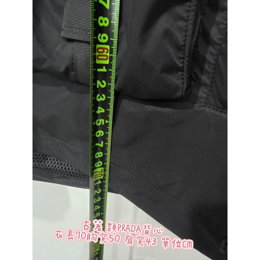 古著 類PRADA背心 衣長70胸寬50 肩寬43 單位CM-細節圖7