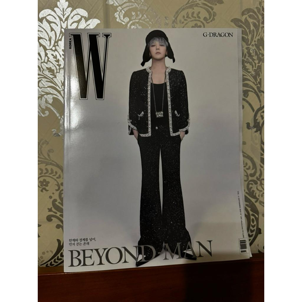 ✈️韓國空運🛩韓國雜誌 W KOREA 2025 Vol.11 封面人物 權志龍 G-DRAGON GD-細節圖5