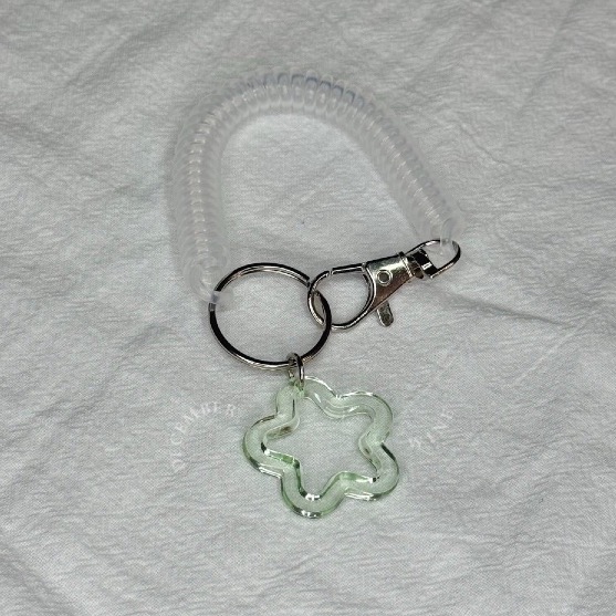 Dec.wine_【追星必備】🌟星星透明壓克力掛飾扣彈簧繩⭐️｜追星娃娃控必收｜可替換吊飾頭｜小卡娃娃配件｜萌系收集神器-規格圖4