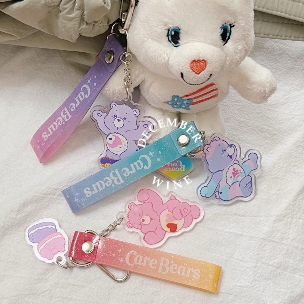 Dec.wine_【現貨韓國大創商品】Care Bears 彩虹熊軟吊飾 追星愛豆小卡門禁卡證件卡悠遊卡套吊飾鑰匙圈掛飾-細節圖2