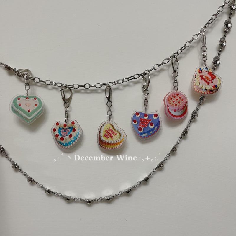 Dec.wine_【文青必備】復古Y2K蛋糕壓克力吊飾 鑰匙扣 配件 卡套吊飾 包包掛飾 鑰匙圈-細節圖2