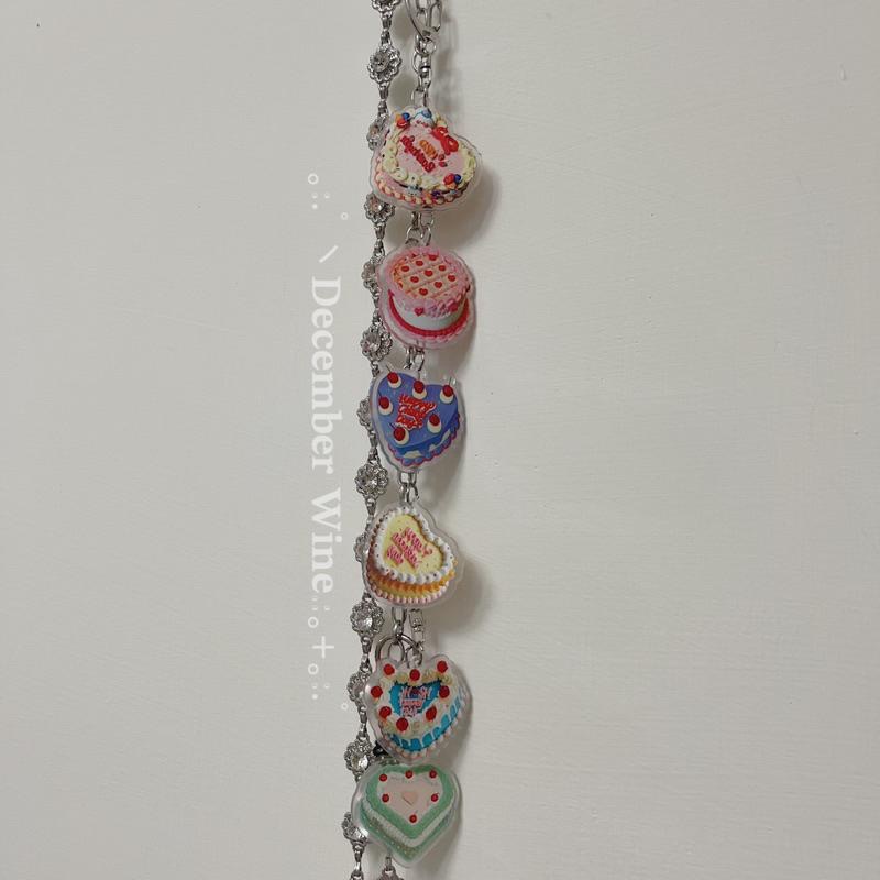 Dec.wine_【文青必備】復古Y2K蛋糕壓克力吊飾 鑰匙扣 配件 卡套吊飾 包包掛飾 鑰匙圈-細節圖5
