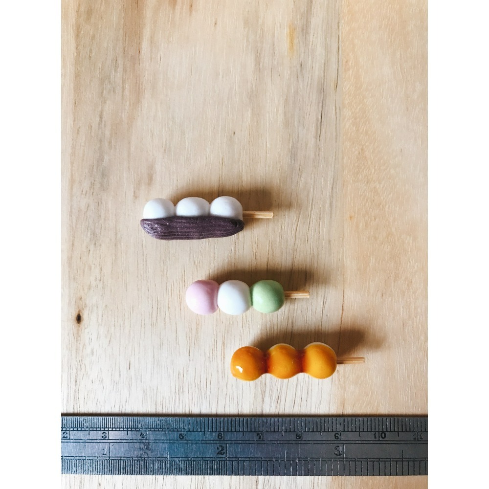 【二諾手作】黏土製迷你日式糰子 三色糰子 紅豆泥糰子 醬油糰子 袖珍模型 仿真甜點-細節圖2