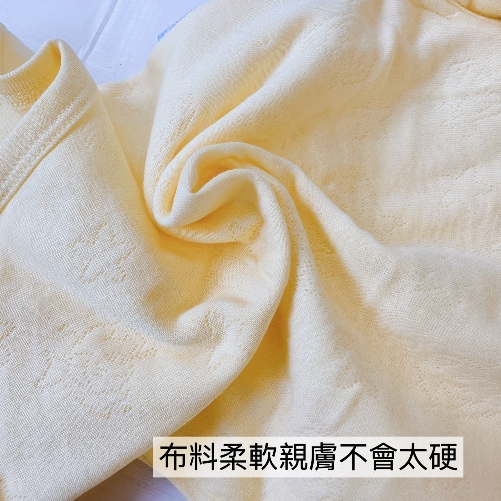 小乙福 💛 企鵝 暖棉 包屁衣 三層棉 連身衣 圓領 高領 保暖棉 溫暖 肩扣 台灣製 636 639-細節圖5