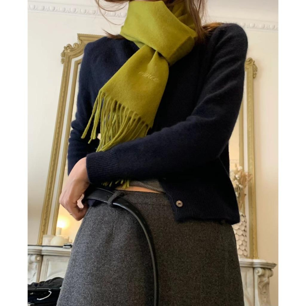 [25F1014]🇰🇷正韓空運(現貨+預購)/韓國東大門APM/秋冬新品/ OUNCE柔軟不扎膚素色流蘇羊毛圍巾（八色）-細節圖3
