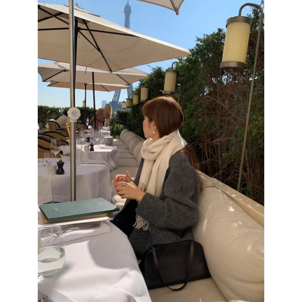 [25F1014]🇰🇷正韓空運(現貨+預購)/韓國東大門APM/秋冬新品/ OUNCE柔軟不扎膚素色流蘇羊毛圍巾（八色）-細節圖8