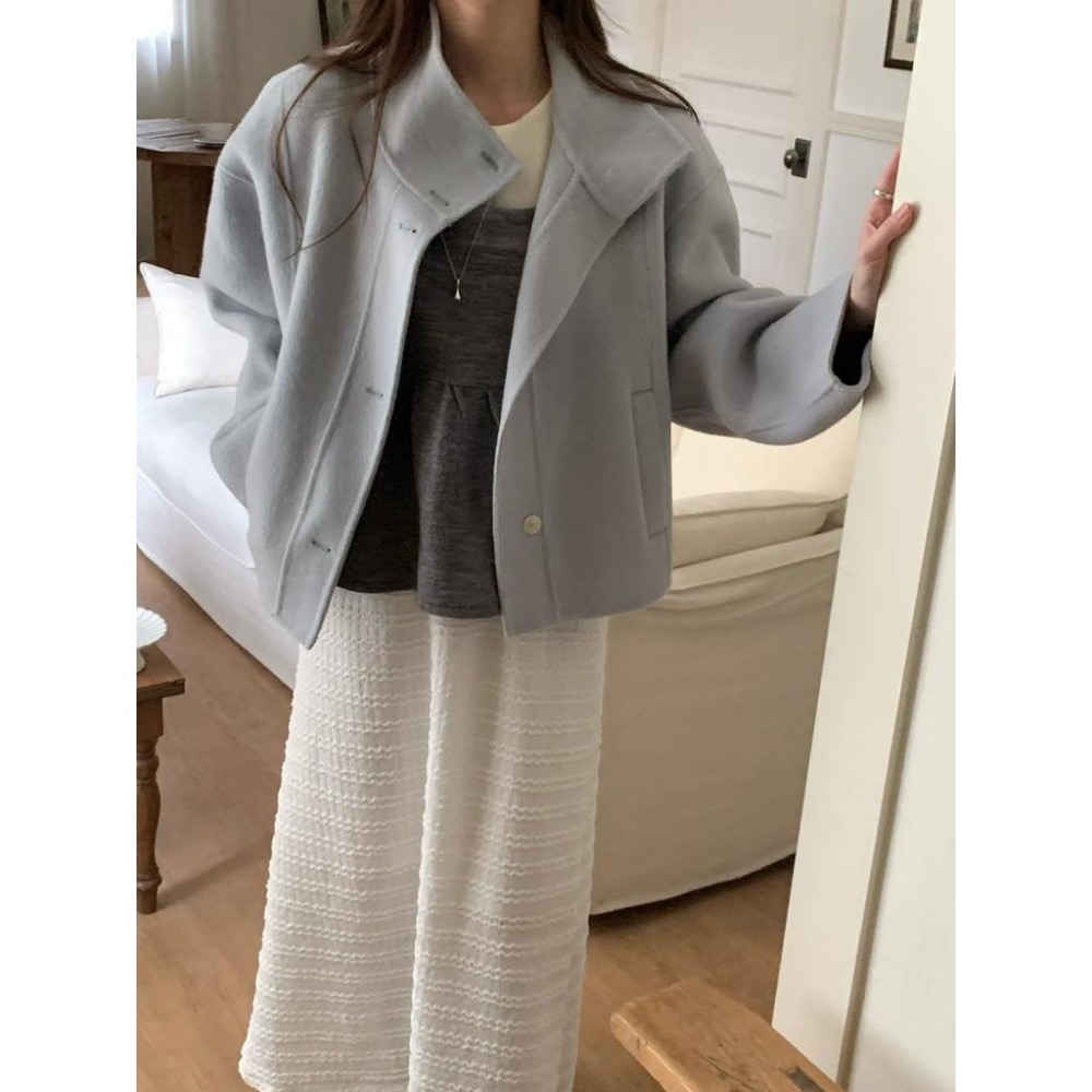 [25W1115]🇰🇷正韓空運(現貨)/韓國代購/秋冬新品/俐落高領翻領兩穿中短版手工羊毛大衣(三色)-細節圖4
